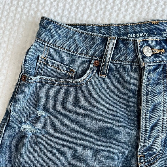 Old Navy High-Rise Curvy OG Straight Cutoff Shorts Lila Blue Size 4 Festival - Picture 2 of 10